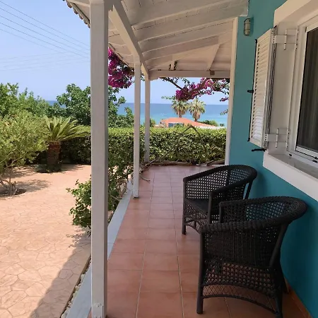Villa Paralia * Amoudi